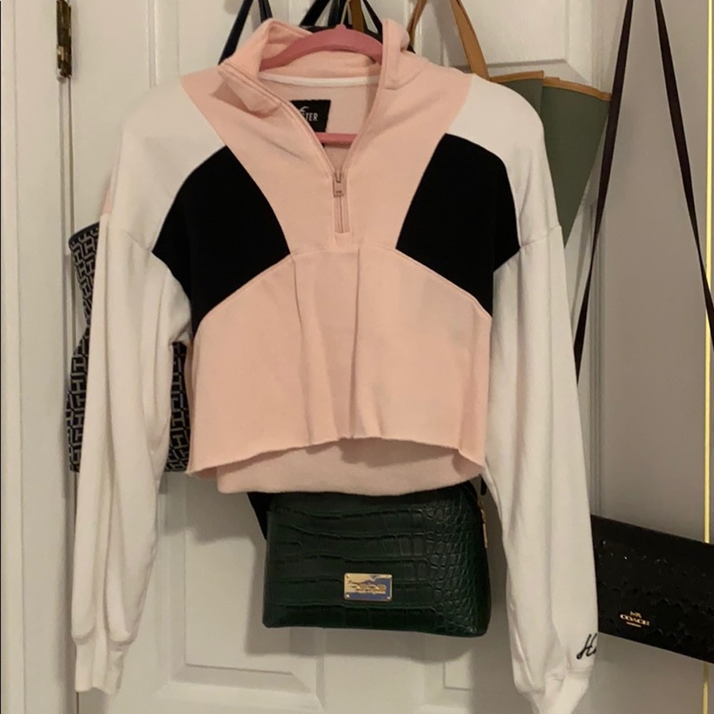 Crop top sweater